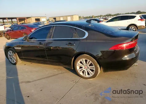 2018 Jaguar Xf Premium z USA, uszkodzony, nr VIN SAJBD4EV5JCY57411